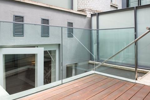 2 bedroom apartment to rent, Duke Street, London, W1K