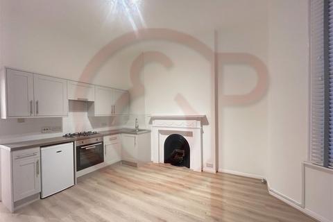 1 bedroom flat to rent, Overstone Road, Hammersmith, W6