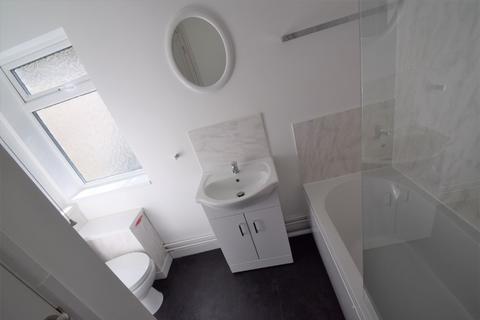 3 bedroom terraced house for sale, North Street, Stoke-On-Trent ST4