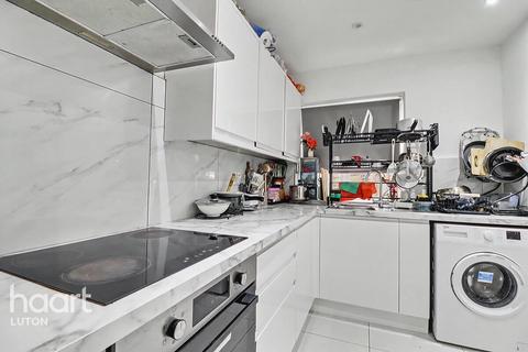 undefined, Wingate Road, Luton