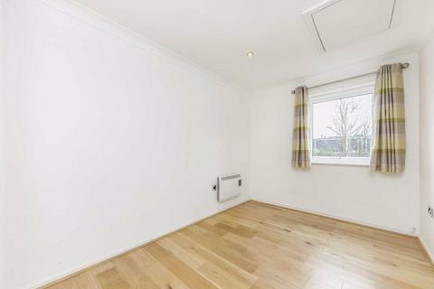 2 bedroom flat to rent, Buckley House, Uxbridge Road, W3