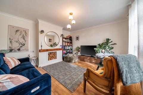 3 bedroom semi-detached house for sale, Wentworth Drive, Pinner, Middlesex