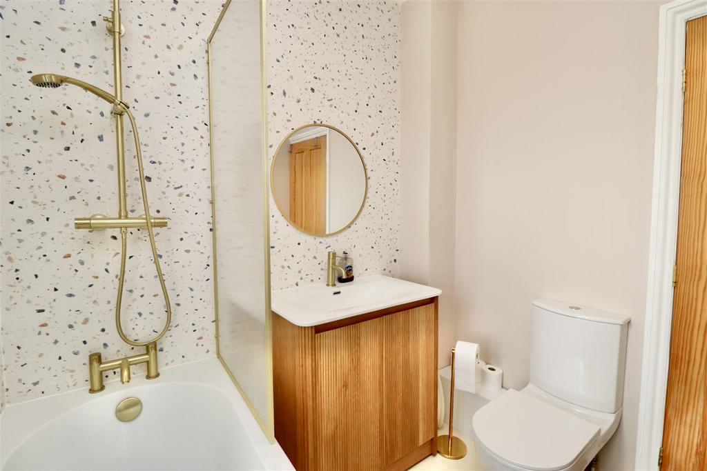 Family bathroom
