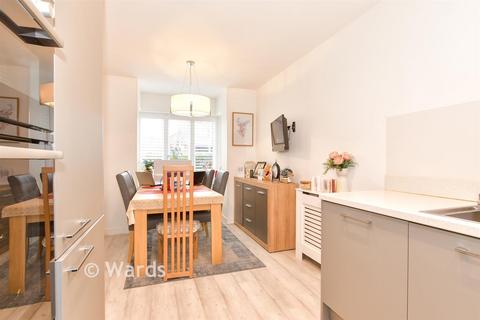 4 bedroom semi-detached house for sale, Maccowan Avenue, Snodland, Kent