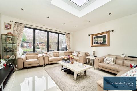 undefined, Tentelow Lane, Norwood Green, Southall, UB2