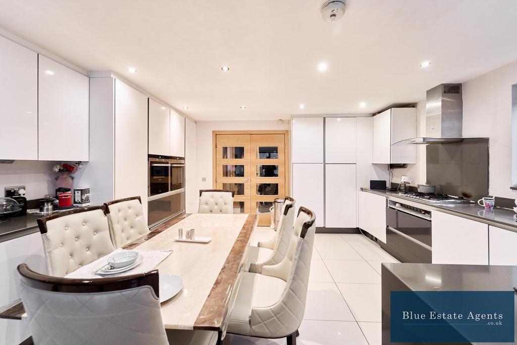 Extended Kitchen &amp; Diner