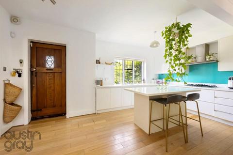 3 bedroom house for sale, Elm Drive, Hove