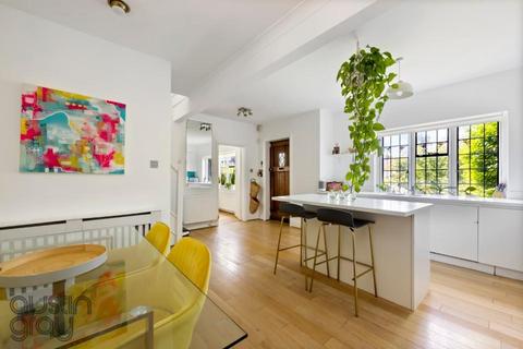 3 bedroom house for sale, Elm Drive, Hove