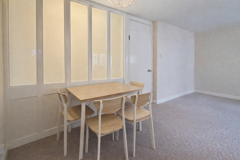 2 bedroom flat for sale, Grove Street, Bath BA2