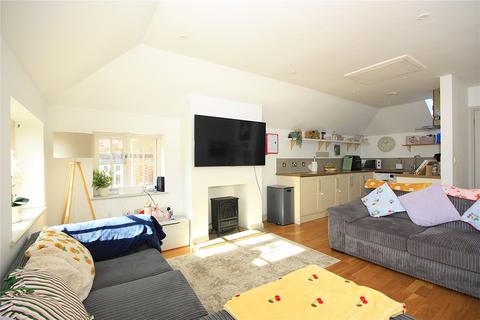 2 bedroom semi-detached house for sale, South Street, Havant, Hampshire, PO9