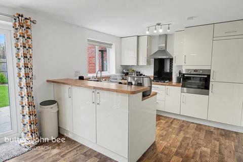 3 bedroom detached house for sale, Station Road, Sandbach