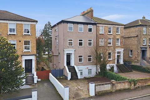 2 bedroom flat for sale, Grosvenor Road, Wanstead