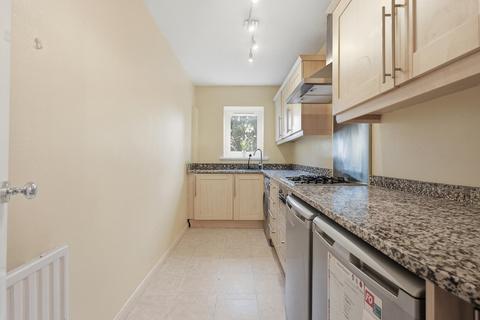2 bedroom flat for sale, Grosvenor Road, Wanstead