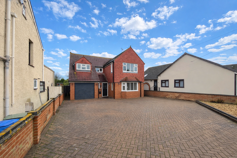 4 bedroom detached house for sale, Minster Road, Sheerness ME12