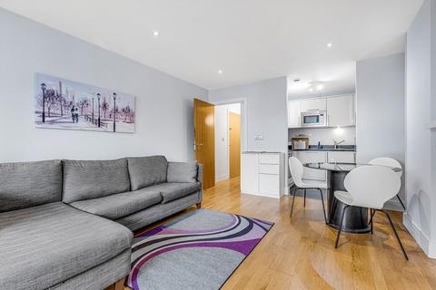 1 bedroom flat to rent, Prestons Road, London E14