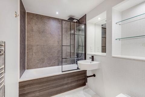 1 bedroom flat to rent, Prestons Road, London E14