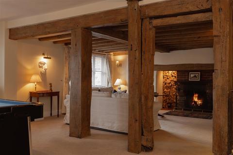 undefined, Kings Arms Court, Ockley, Dorking