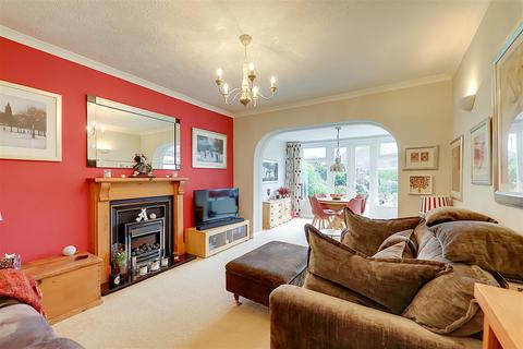 3 bedroom semi-detached bungalow for sale, The Plantation, Worthing BN13