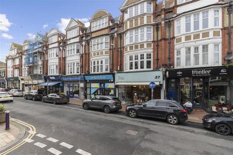 2 bedroom flat for sale, Grove Road, Eastbourne BN21