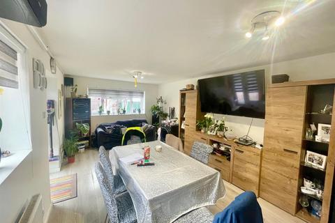 undefined, Welland Close, Peterborough