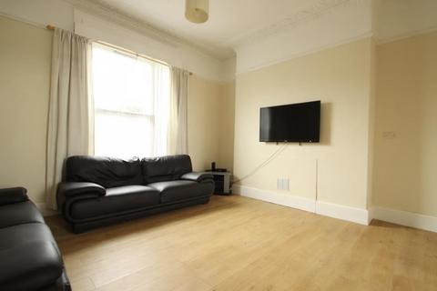 9 bedroom house to rent, North Road East, Plymouth PL4