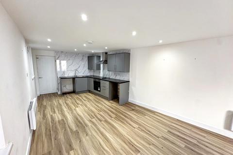 1 bedroom ground floor flat to rent, System Street, Cardiff, South Glamorgan, CF24