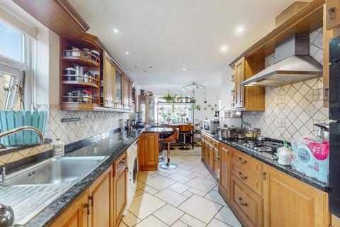 undefined, Lime Grove, Ruislip HA4