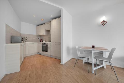2 bedroom flat for sale, Prestons Road, London, E14
