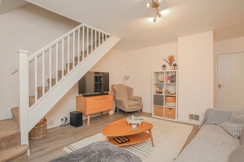 2 bedroom end of terrace house for sale, Winchelsea Close, Banbury