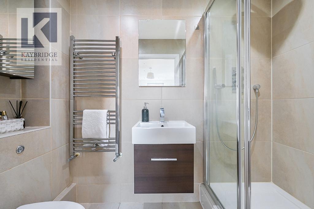 Chichester House Queen Alexandras Way, Epsom -...