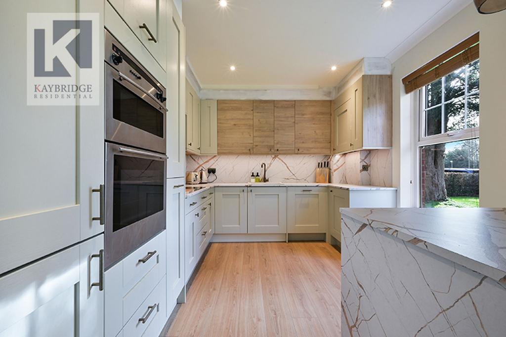 Chichester House Queen Alexandras Way, Epsom -...
