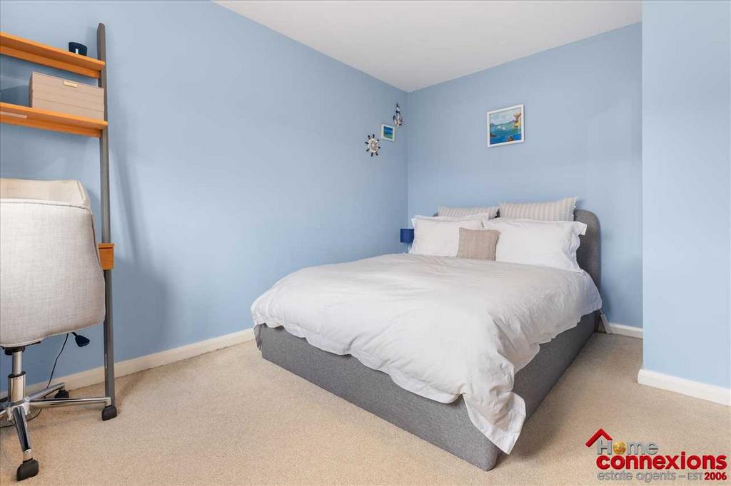 Bedroom Two (2)