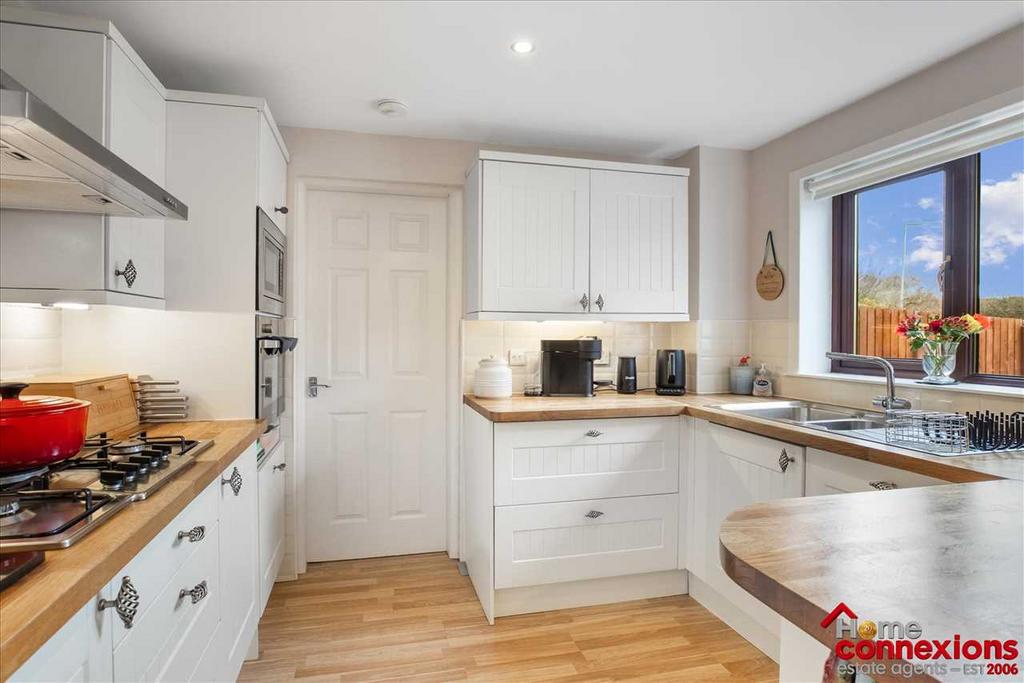 Kitchen Dining (1)