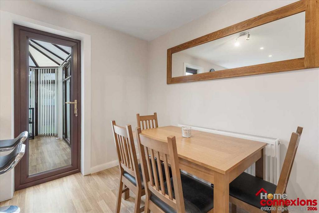 Kitchen Dining (4)