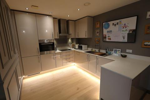 1 bedroom apartment to rent, Conway Court, Watford WD24