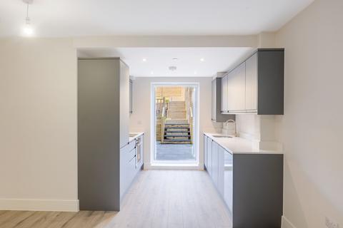 undefined, The Grove, Coulsdon, CR5