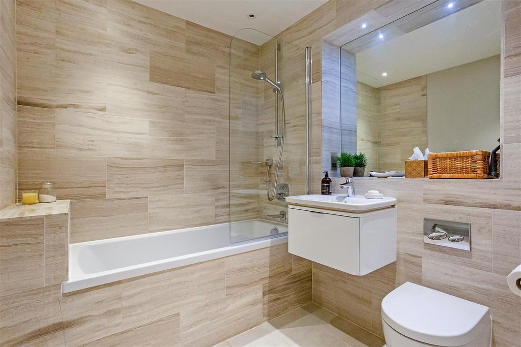 Bathroom.jpg