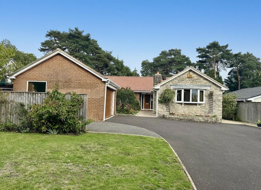 3 Bedroom Detached Bungalow