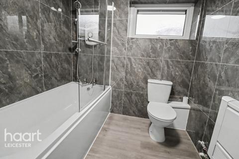 3 bedroom maisonette to rent, Taurus Close, Leicester