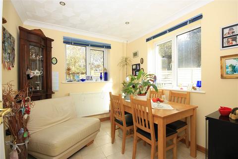 undefined, Library Gardens, Havant, Hampshire, PO9