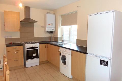 undefined, Farm Close, Middlesex UB1