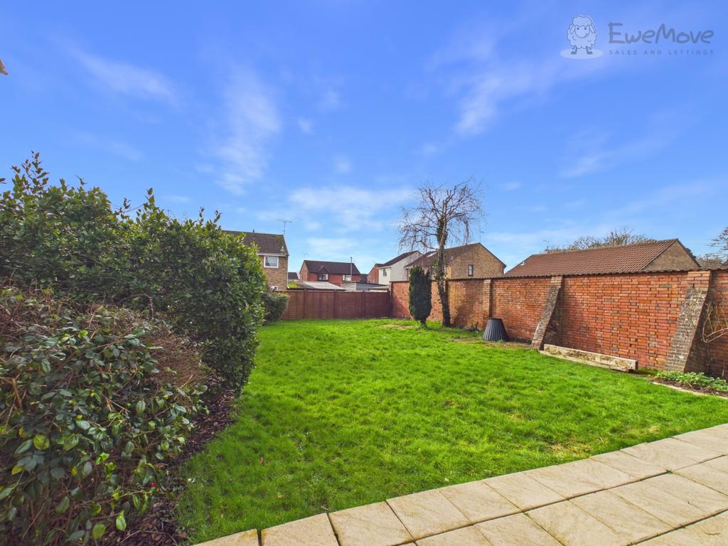 Ewemove tiverton   garden