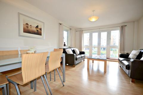 2 bedroom flat to rent, Luscinia View, Napier Road, Reading, RG1