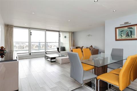 2 bedroom flat to rent, Western Gateway, London, E16
