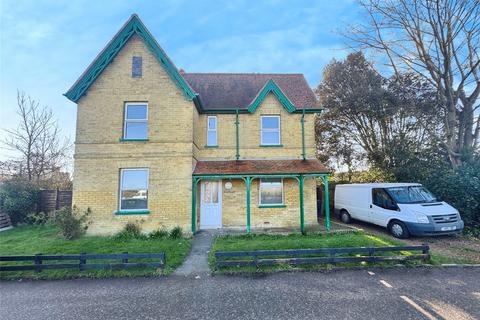 undefined, Millfield Avenue, East Cowes, Isle of Wight, PO32