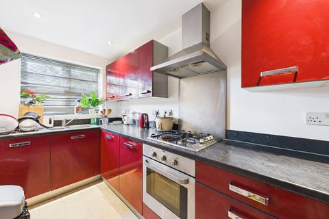 undefined, Honington Mews, Farnborough, Hampshire, GU14