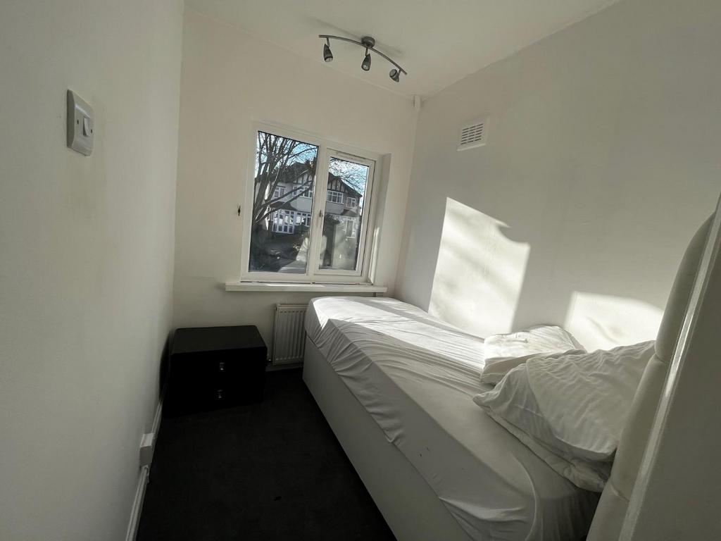 Bedroom Three.jpg
