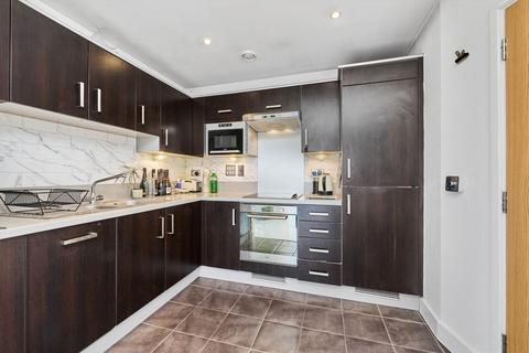 1 bedroom flat for sale, Hotspur Street, London SE11