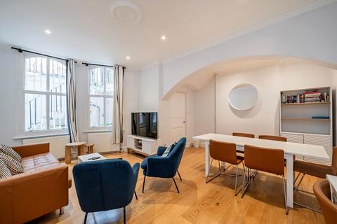 2 bedroom flat for sale, Kensington Court, London W8