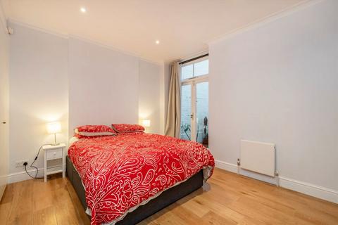 2 bedroom flat for sale, Kensington Court, London W8